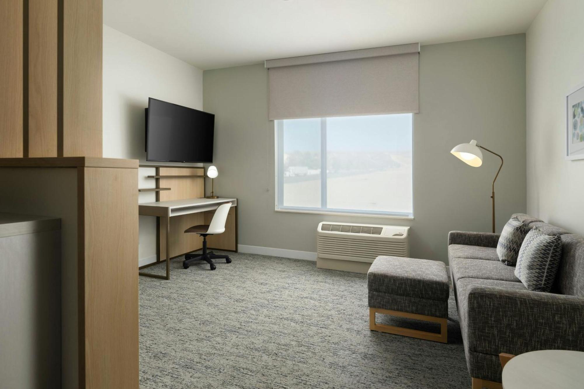 Towneplace Suites By Marriott Marriott 巴斯托 外观 照片